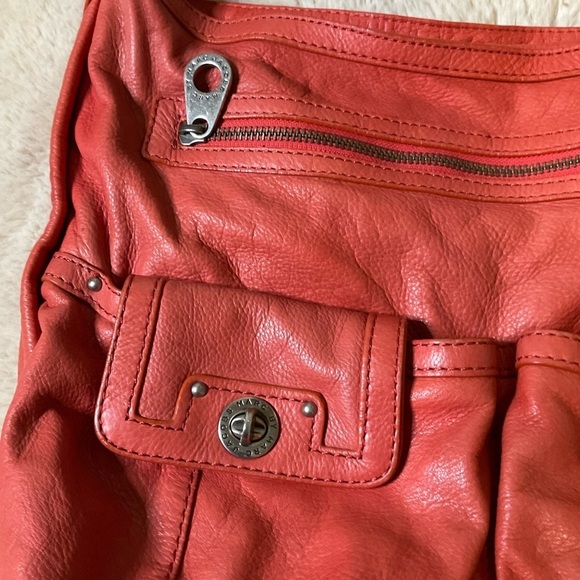 Marc Jacobs Hobo Red Turnlock. Leather Shoulder Bag Purse Slouchy - Picture 3 of 12